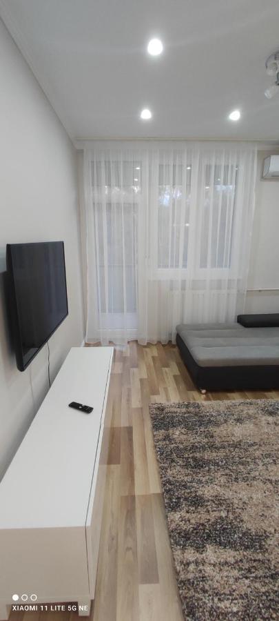 M3 Zuglo Apartment Boedapest Buitenkant foto
